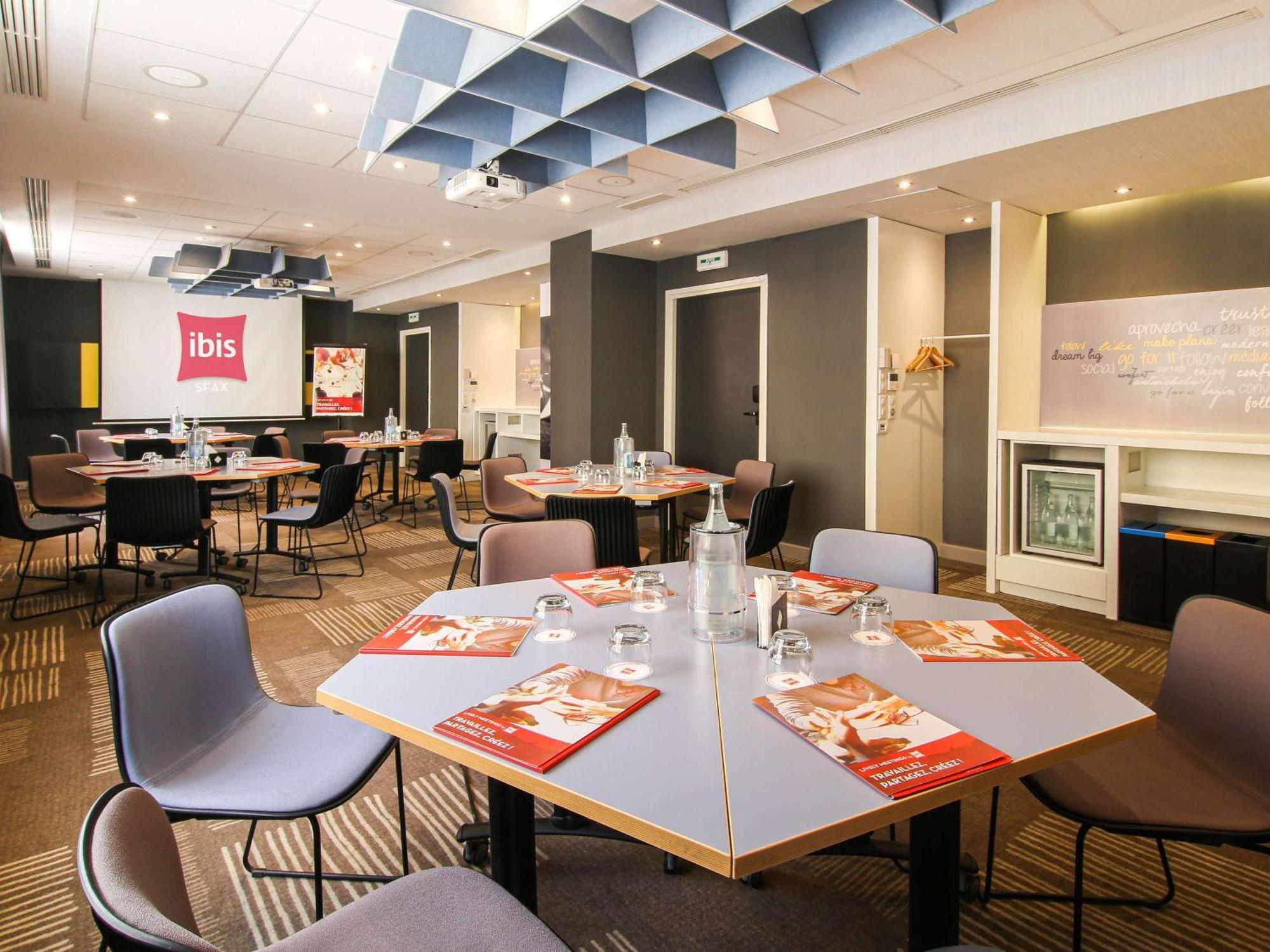 Ibis Sfax Hotel Екстериор снимка