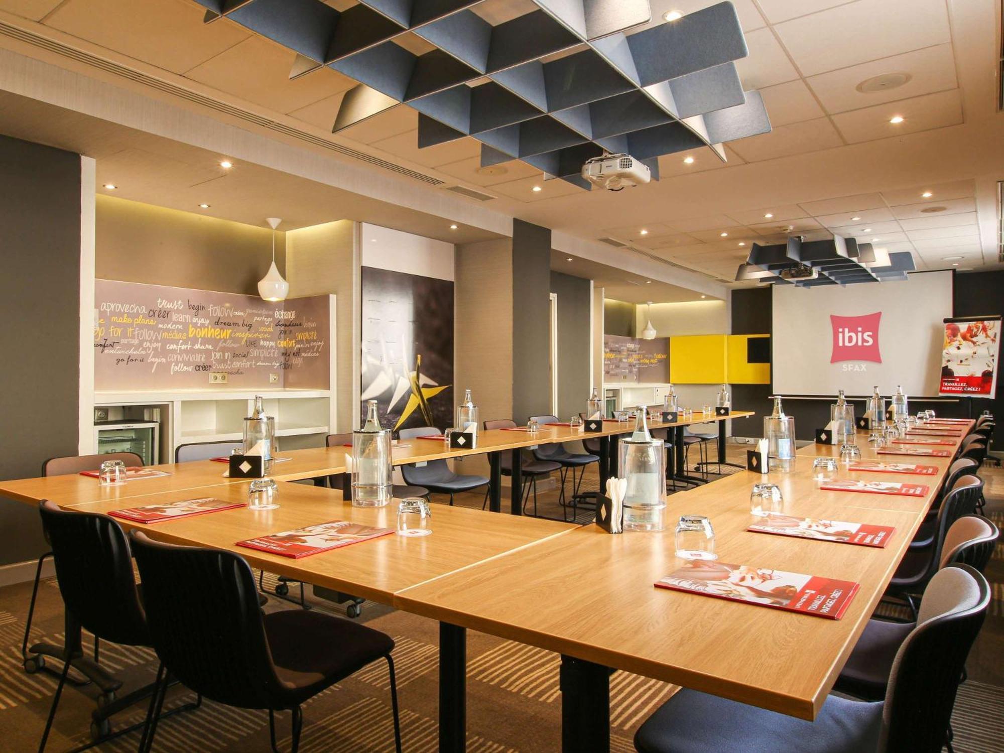 Ibis Sfax Hotel Екстериор снимка